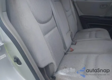 2002 Toyota Highlander V6 from USA, damaged, VIN JTEHF21A720061851